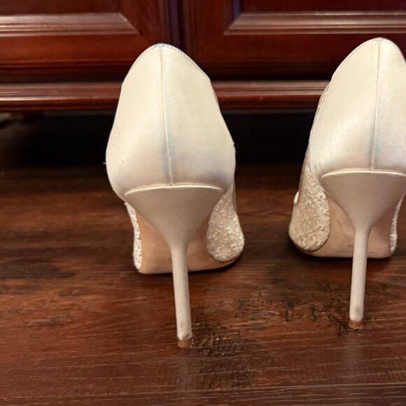 7.5 Manolo Blahnik White Lace Heels - Picture 2 of 3